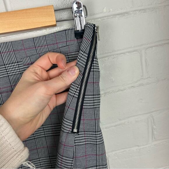 Candie’s Plaid Print Pencil Mini Skirt Size XS - Picture 8 of 9